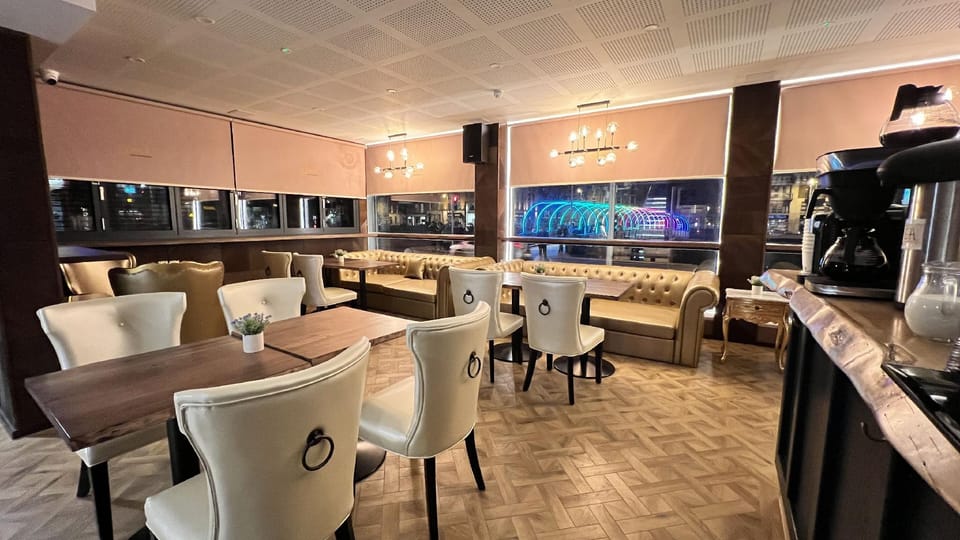 Wellington Temple Bar Hotel in Dublin
