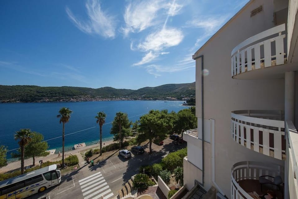 Issa Hotel in Vis