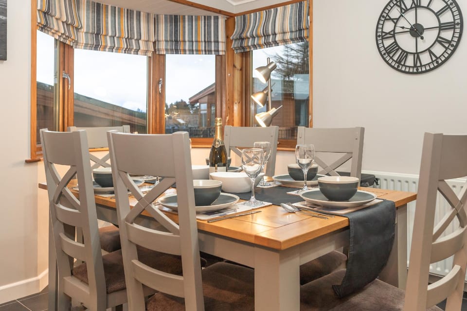 31 Ocean Terrace with Hot Tub Available to Hire Lodge in Ilfracombe