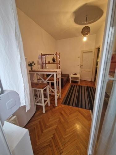 Central Station Private Rooms Hotel in Belgrade