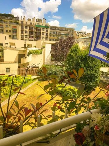 Double Room with Balcony Hotel in Paris