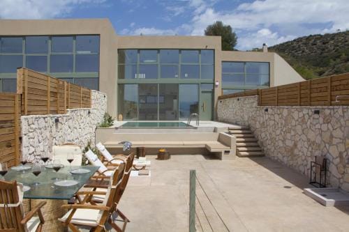 Endogeios Luxury Villas Hotel in Euboea