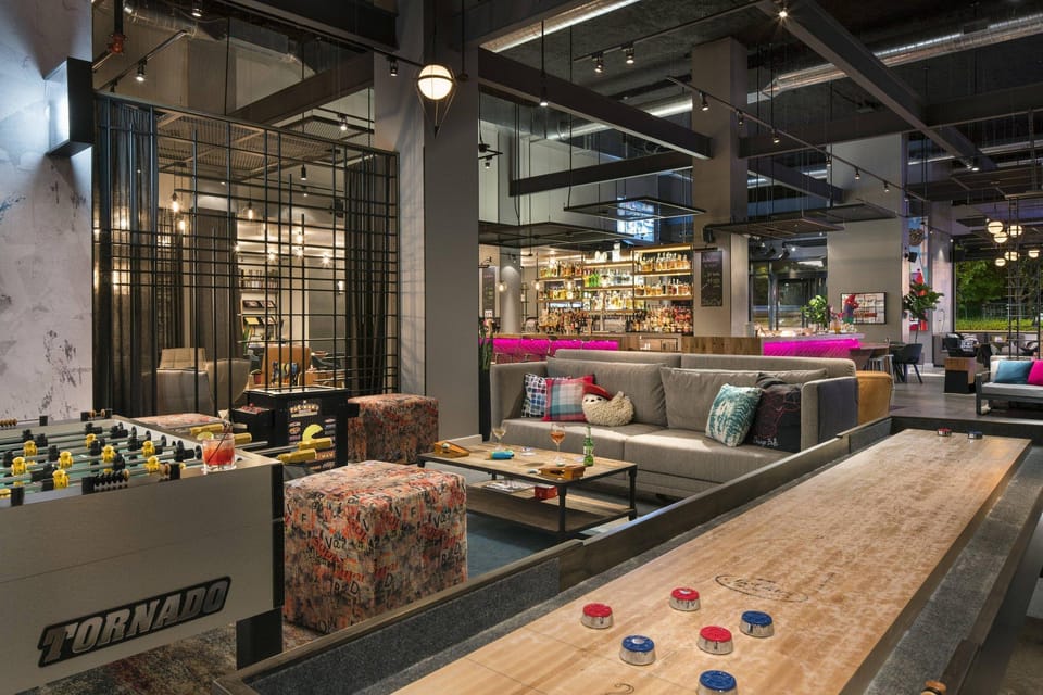 Moxy Chicago Downtown Hotel in River North