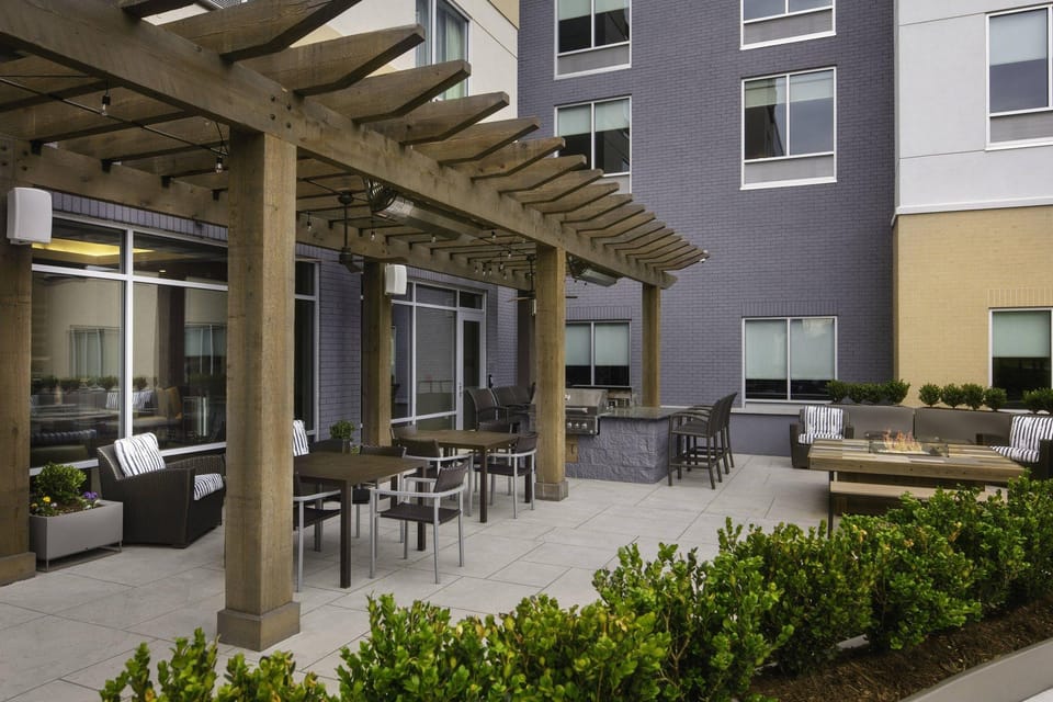 Fairfield by Marriott Inn & Suites Louisville Northeast Hotel in Louisville