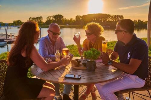 Parc Maasresidence Thorn Lake View Hotel Rooms Hotel in Limburg (province)
