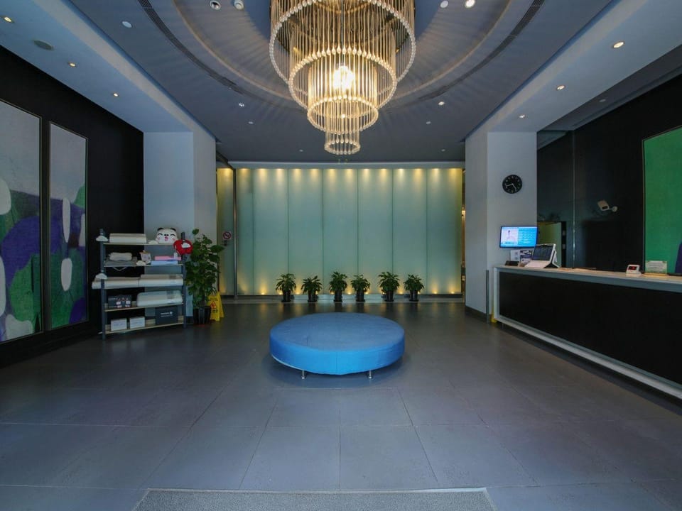 Jinjiang Inn Shanghai Hongqiao Hub National Convention Center Branch Hotel in Shanghai