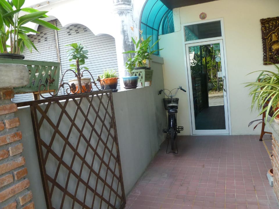 Seven Suns Residence Hotel in Chiang Mai