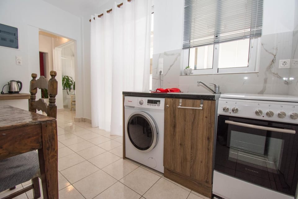 Athina House "by Checkin" Hotel in Heraklion