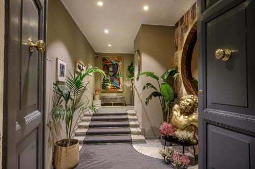 Condotti Belvedere Hotel in Rome