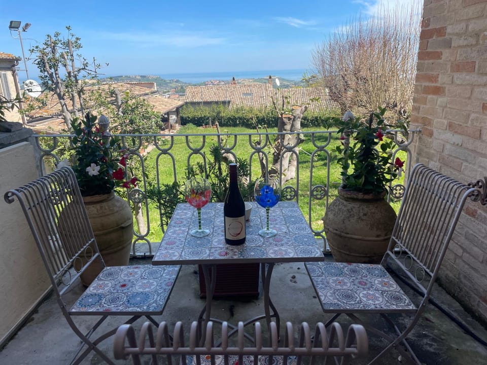Palazzo Capparucci - Dimora storica Hotel in Fermo