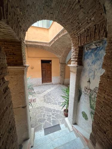 Domus Isidis room Hotel in Benevento