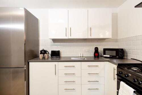 Stunning Private Ensuite Rooms in Oldham Sociable House Hotel in Oldham