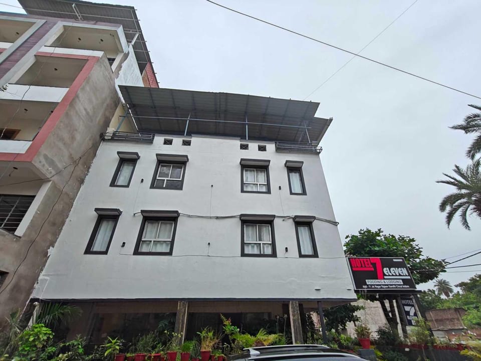 Hotel O by OYO Sarai by Som Hotel in India