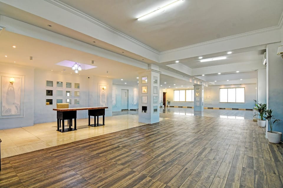 Hotel O Midland Yard Hotel in Bhubaneswar