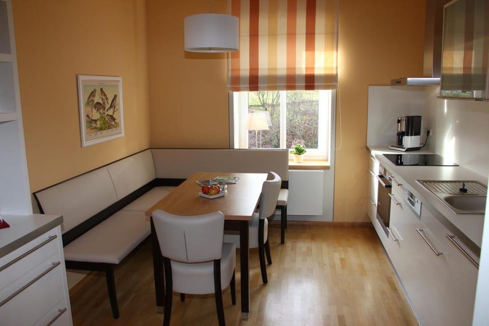 Hotel & Cafe Daheim Apartment hotel in Thuringia, Germany