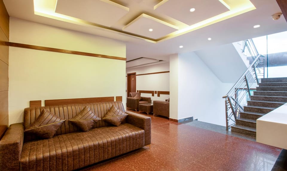 Collection O 3175 Pluspoint Suites Hotel in Bengaluru