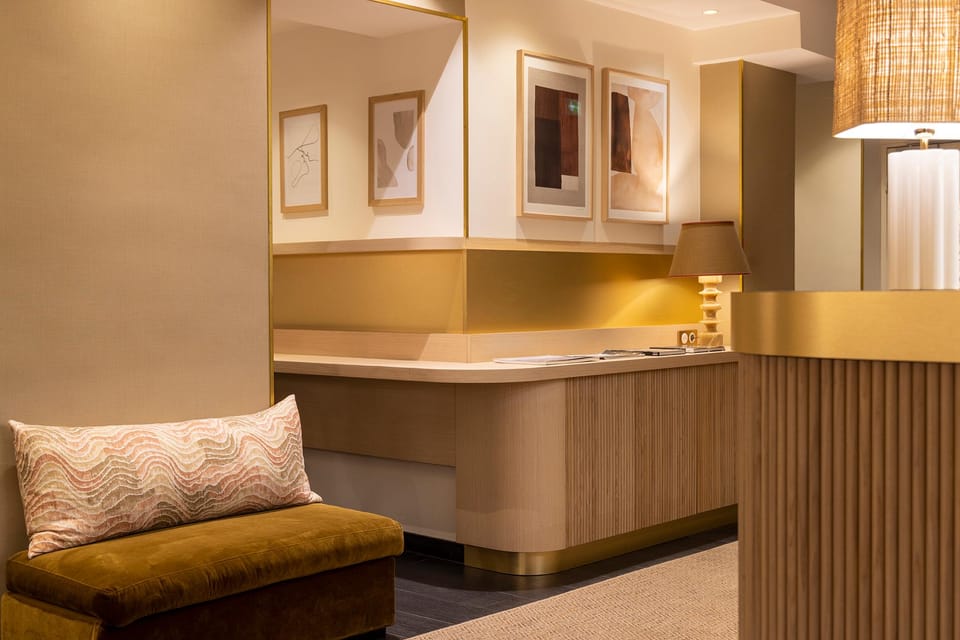 Hotel Le Bailli de Suffren Hotel in Paris