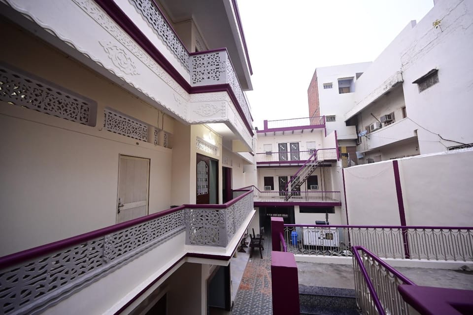 Hotel Venkatesh Varanasi Hotel in Varanasi
