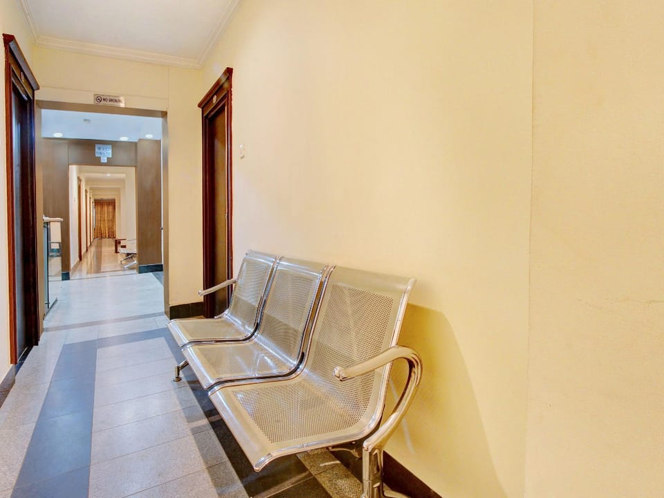 Collection O Alekhya Residency Hotel in Hyderabad