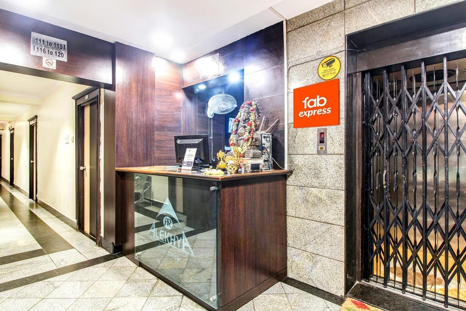 Collection O Alekhya Residency Hotel in Hyderabad