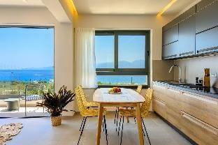 Crown Suite w Shared Pool by Roots Suites Hotel in Lasithi