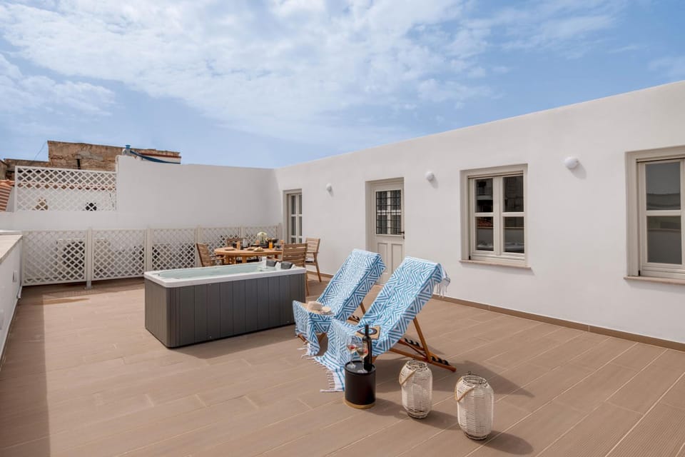 Giustiniani Apartments Hotel in Decentralized Administration of the Aegean