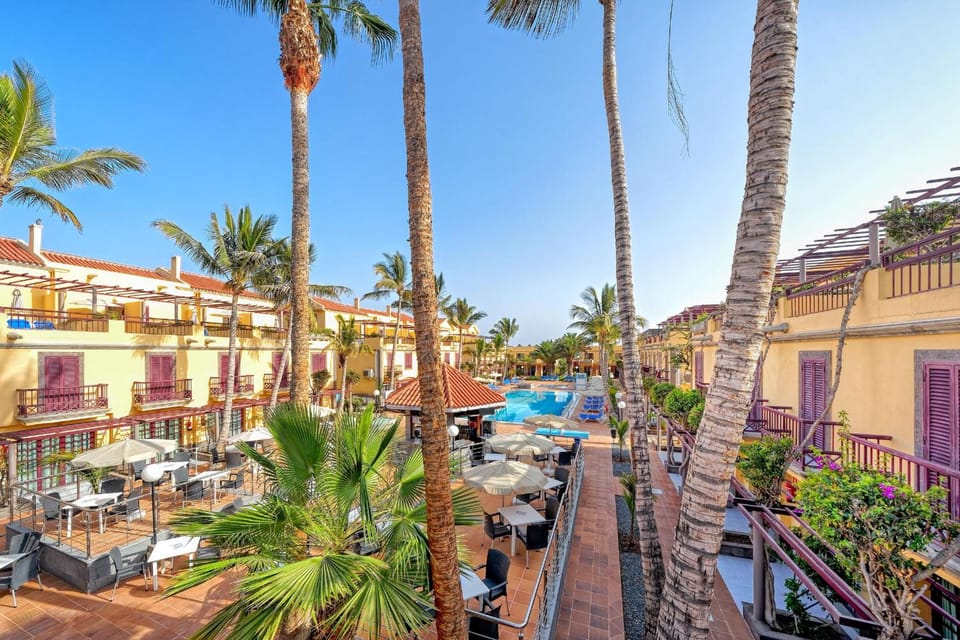 Bungalows Maspalomas Oasis Club - All Inclusive. Apartment hotel in Maspalomas