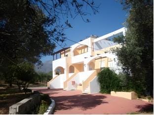 Calamon Apartments Hotel in Crete