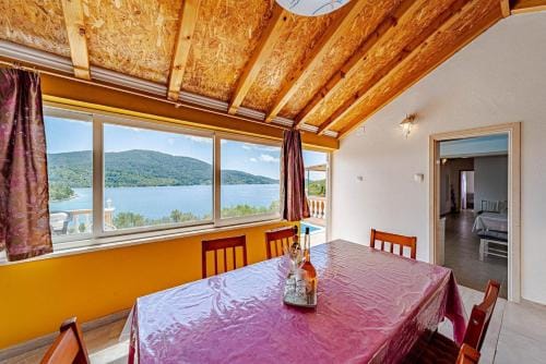 Holiday Home Nina Plitvine Hotel in Dubrovnik-Neretva County