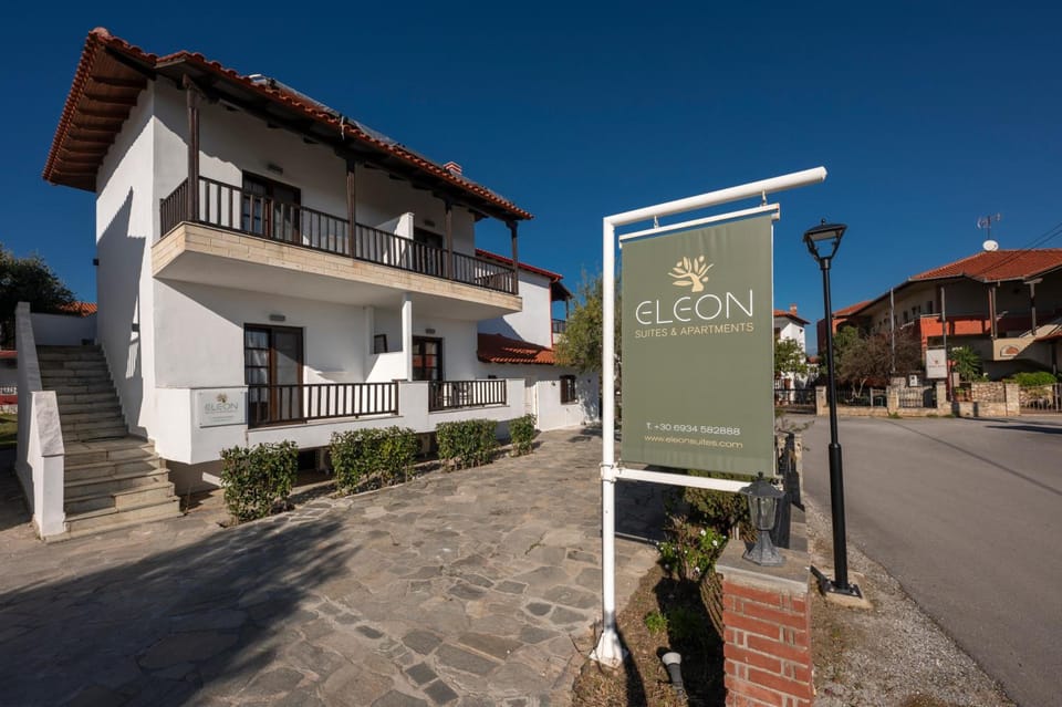 Eleon Suites & Apartments Hotel in Halkidiki