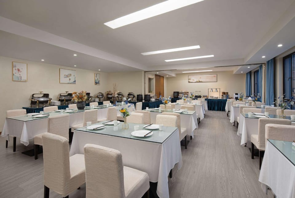 Days Inn by Wyndham Hangzhou Zhuantang Hotel in Hangzhou