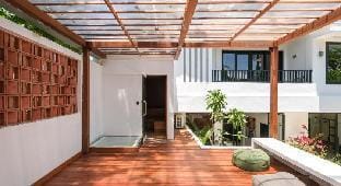 Villa Terracotta Pererenan Hotel in North Kuta