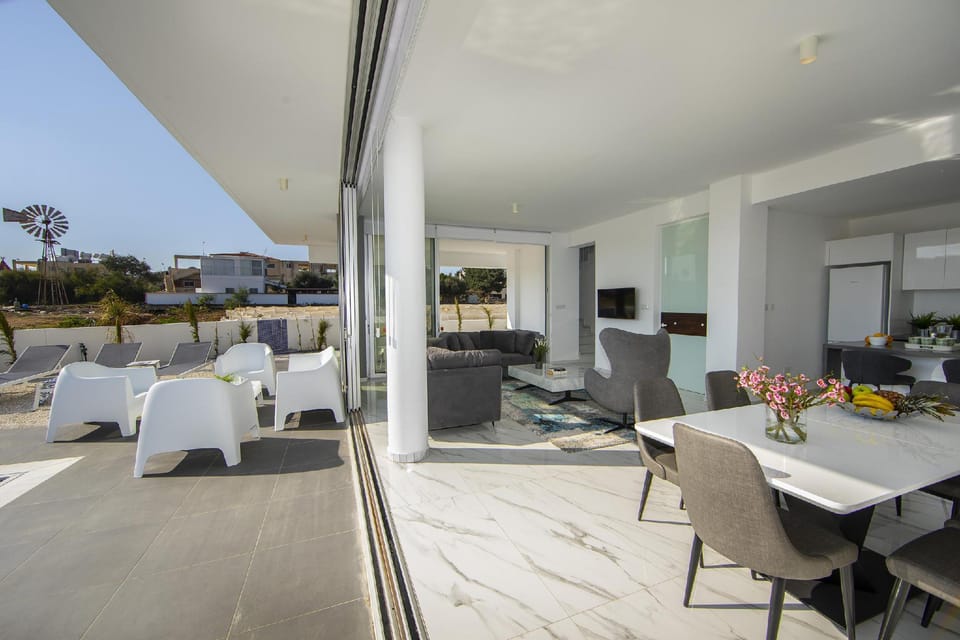 Protaras Olivia Pearl Villa 15 Hotel in Protaras
