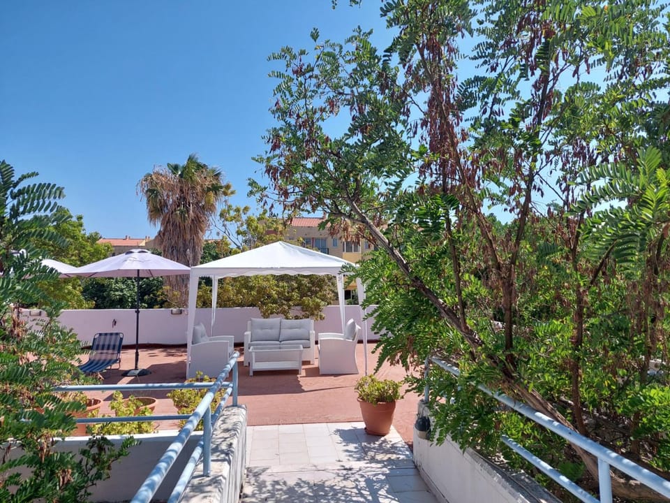 Seafront Studios and Apartments Apartment hotel in Decentralized Administration of the Aegean