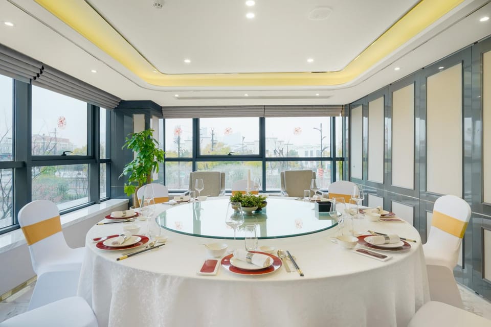 Grand New Century Hotel Binjiang Hangzhou Hotel in Hangzhou