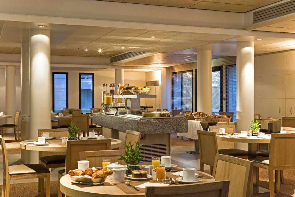Adonis Divonne-Les-Bains Hotel in Divonne-les-Bains