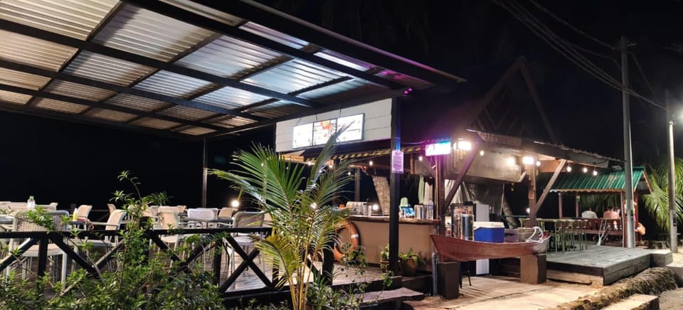 Dumba Bay Tioman Hotel in Mersing