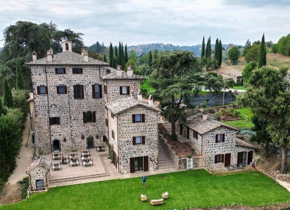 Pietra Campana Italian Villa Orvieto Hotel in Umbria