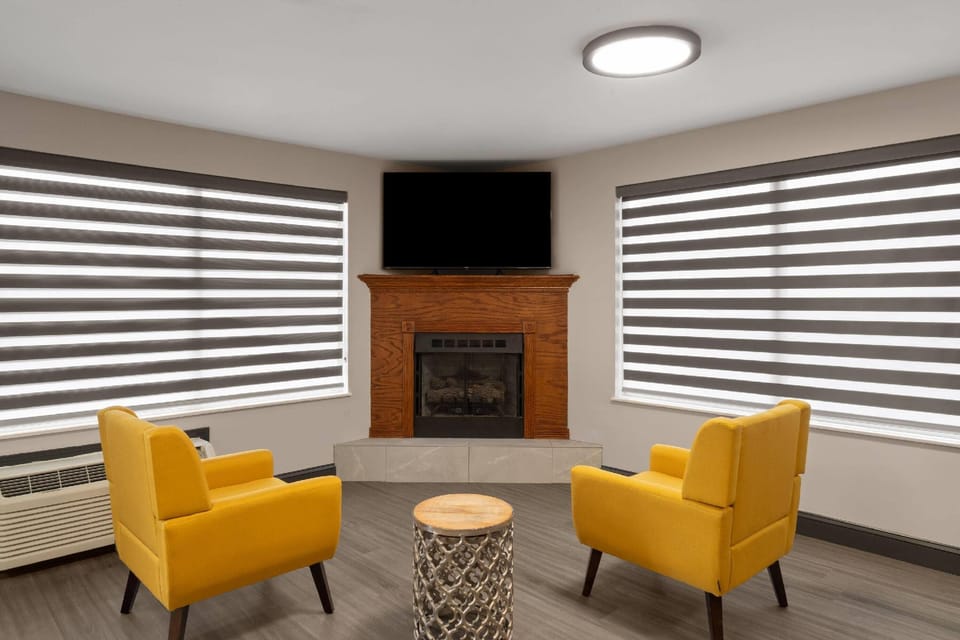 Super 8 by Wyndham Chattanooga East/Hamilton Place Hotel in Chattanooga