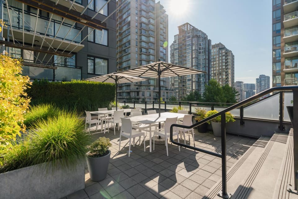 Level Vancouver - Yaletown Seymour Hotel in Vancouver