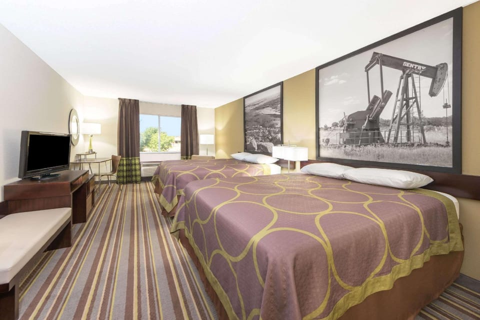 Super 8 By Wyndham Perry Hotel in Oklahoma