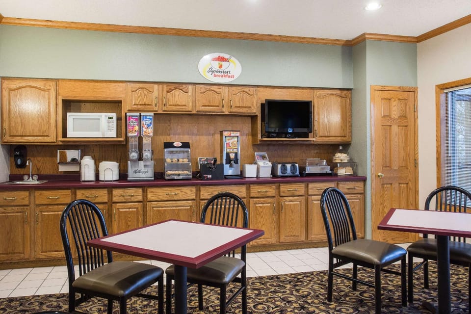 Super 8 By Wyndham Monroe Wi Hotel in Wisconsin
