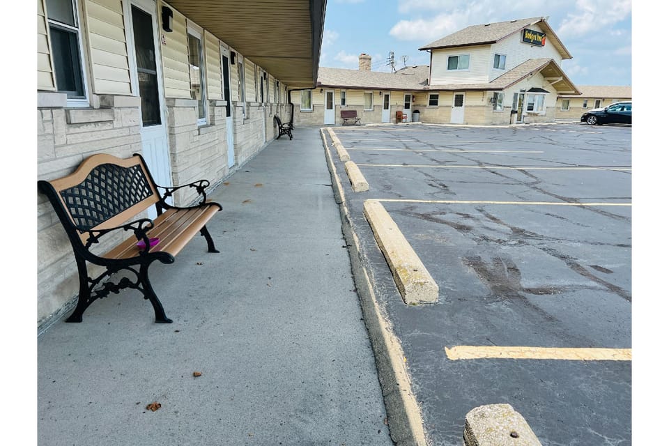 Budget Inn By Toledo Perrysburg I-280 Hotel in Lake Erie