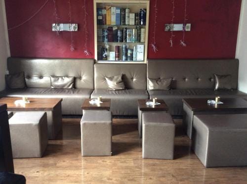 Alex -Lounge -Sportsbar -Smokerlounge Hotel in Kaiserslautern