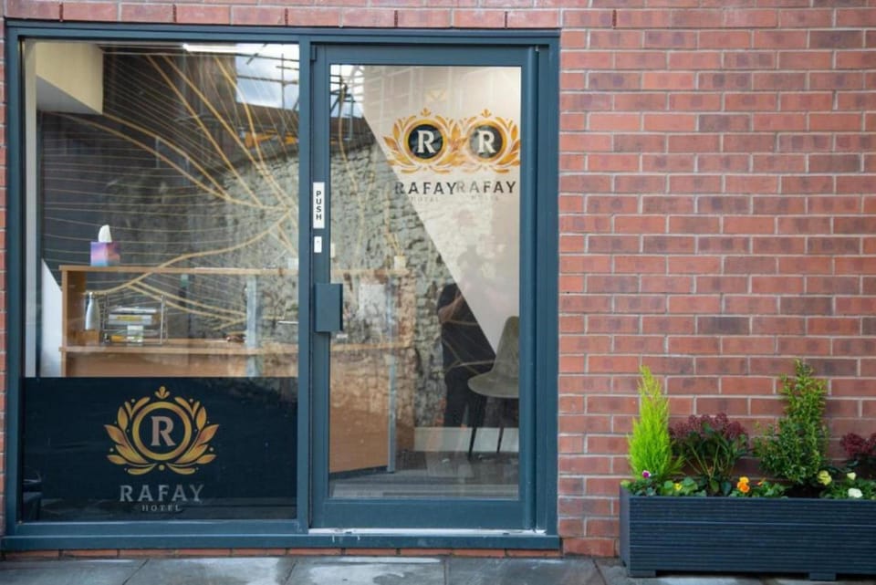 OYO Hotel Rafay Hotel in Blackburn