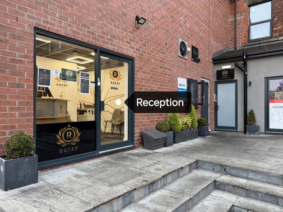 OYO Hotel Rafay Hotel in Blackburn