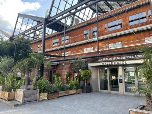 Auberge de Jeunesse Paris   Yves Robert Hotel in Paris