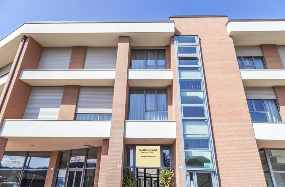 ApartHotel Anghel Apartment hotel in Siena