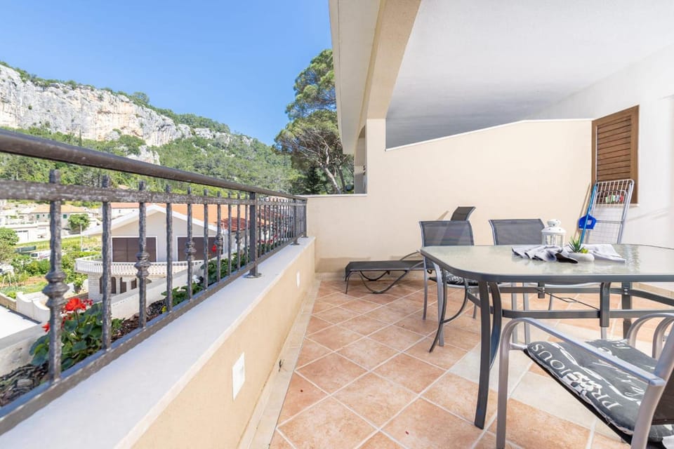 Apartments Serzane Hotel in Dubrovnik-Neretva County