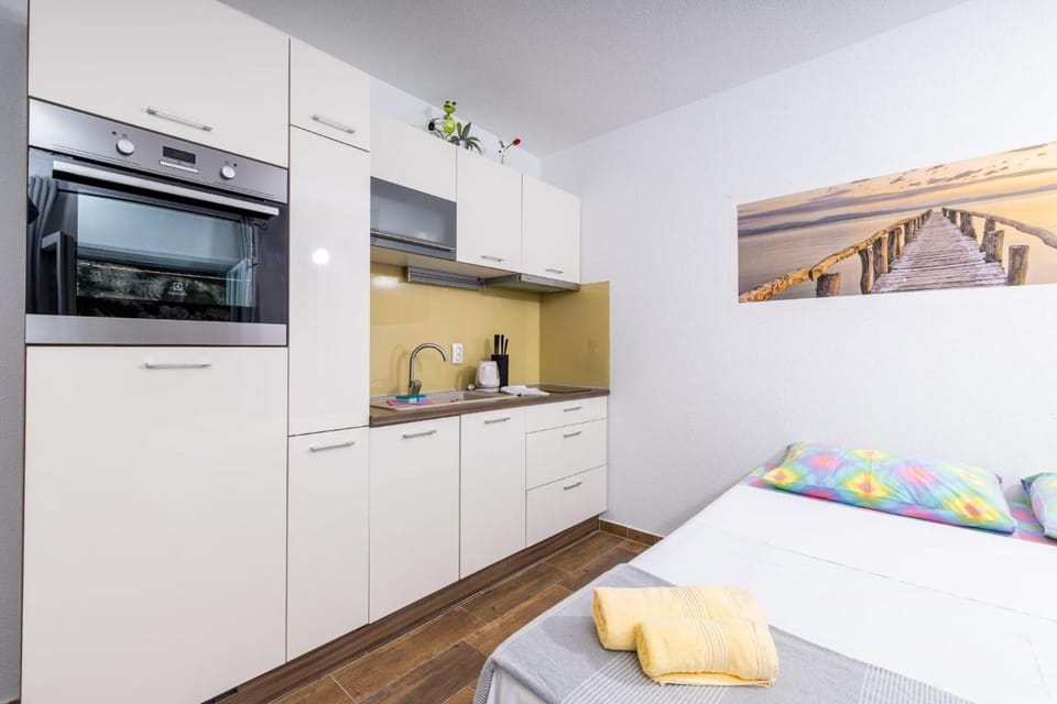Apartments Serzane Hotel in Dubrovnik-Neretva County